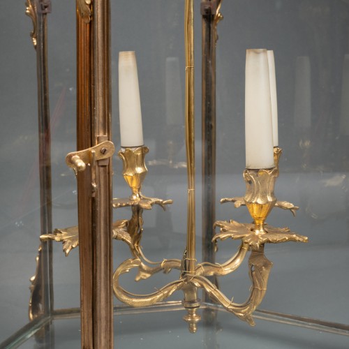 Lanterne à quatre lumières d'époque Louis XV milieu du XVIIIe siècle - Louis XV