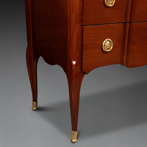 Transition - A mahogany chest Transition period stamped SAUNIER 18th century