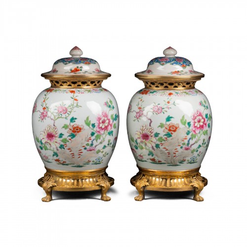 Porcelain vases pair Qianlong period second half 18th century