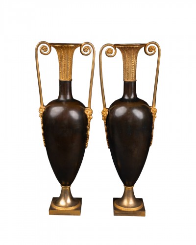 Paire d'amphores bronze Empire circa 1800