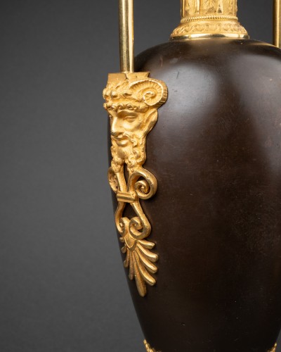 Pair of spindle vases pair Empire period circa 1800 - 