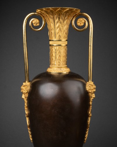 Pair of spindle vases pair Empire period circa 1800 - Empire