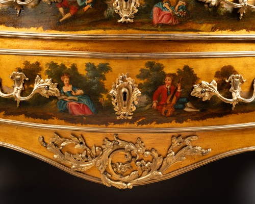 Georges III chest circa 1770 - Furniture Style Transition