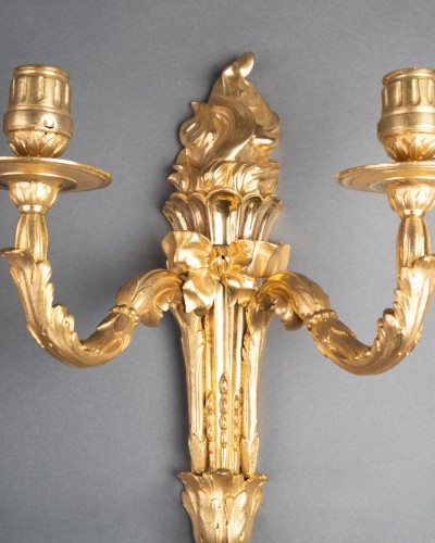 Paire d'appliques en bronze doré époque Louis XVI - Louis XVI
