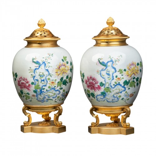 Spice jars China porcelain pair 18th century