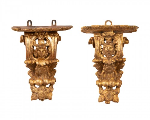 Paire de consoles murales époque Louis XIV travail du XVIIIe siècle