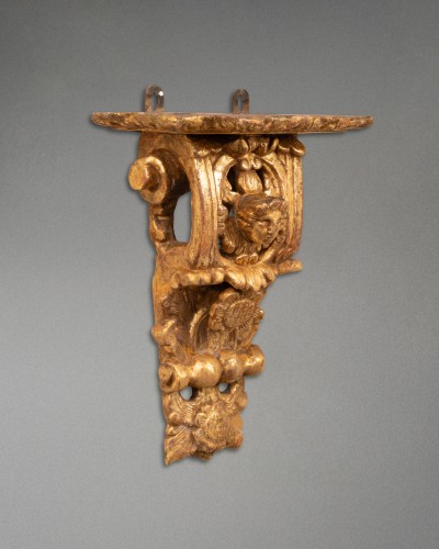 Objet de décoration  - Paire de consoles murales époque Louis XIV travail du XVIIIe siècle