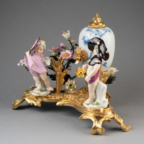 Perfume fountain China porcelain and gilded bronze 18th century - Louis XV