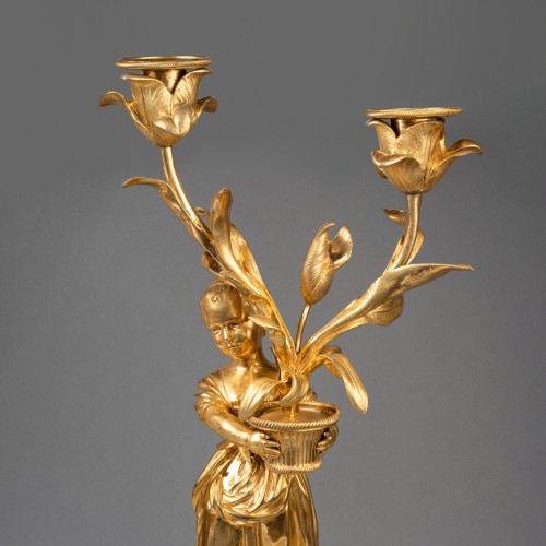 XVIIIe siècle - Paire de candélabres "enfants jardiniers" époque Louis XVI fin du XVIIIe siècle