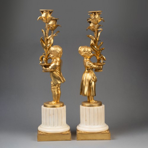 Antiquités - Paire de candélabres "enfants jardiniers" époque Louis XVI fin du XVIIIe siècle