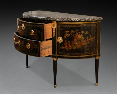Furniture  - "Martin varnish" chest Louis XVI period stamped "RUBESTUCK"