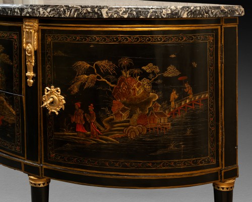 18th century - "Martin varnish" chest Louis XVI period stamped "RUBESTUCK"