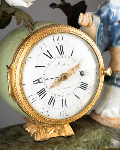 Pendule au chinois milieu du XVIIIe siècle - Horlogerie Style Transition