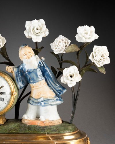 XVIIIe siècle - Pendule au chinois milieu du XVIIIe siècle