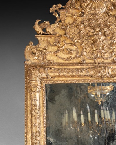 Grand miroir à fronton milieu du XVIIe siècle - Miroirs, Trumeaux Style Louis XIV