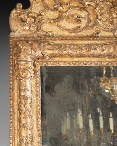 Miroirs, Trumeaux  - Grand miroir à fronton milieu du XVIIe siècle