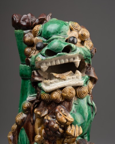 18th century - Pair of “Fo Dogs,” Chinese porcelain from the Kangxi period