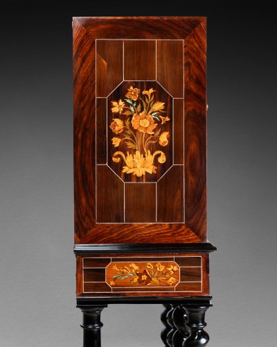 Antiquités - Cabinet marquèterie jasmin deuxième moitié XVIIe siècle