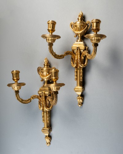Gilded bronze sconces pair Louis XVI period - Lighting Style Louis XVI