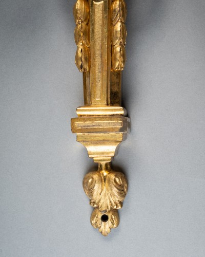 18th century - Gilded bronze sconces pair Louis XVI period