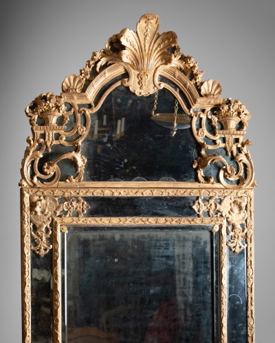 "Pare closes" mirror late Louis XIV period first third 18th century - Mirrors, Trumeau Style Louis XIV