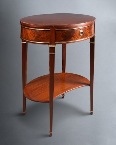 Mahogany table Louis XVI period late 18th century - Furniture Style Louis XVI
