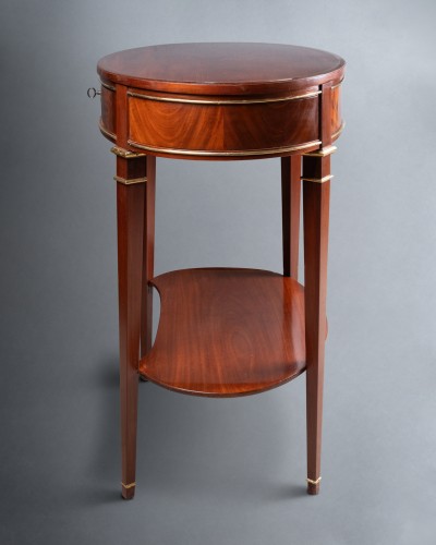18th century - Mahogany table Louis XVI period late 18th century