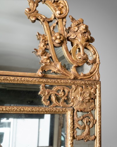 Miroir à pare closes époque Régence première moitié du XVIIIe siècle - Régence