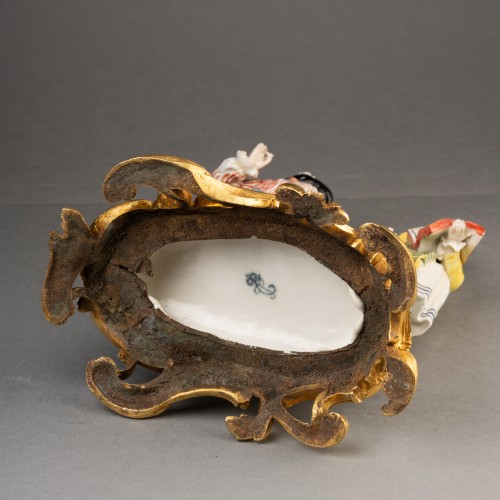 Antiquités - Paire de sujets en porcelaine de Frankenthal du XVIIIe siècle