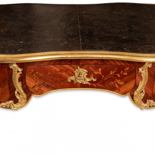 Antiquités - Bureau époque Louis XV estampillé DUBOIS