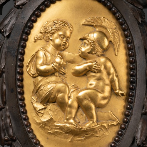18th century - Bronze medallions pair Louis XVI period late 18th century