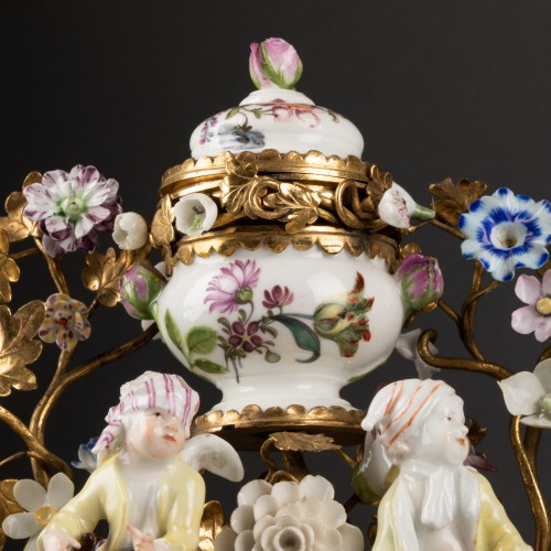 Vase pot pourri porcelaine et bronze époque Louis XV milieu XVIIIe siècle - Louis XV