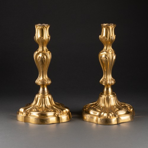 Paire de flambeaux époque Louis XV milieu XVIIIe siècle - Laurent Chalvignac