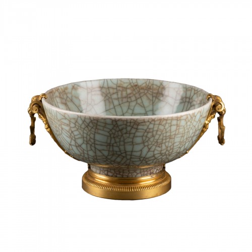 Coupe porcelaine Céladon Chine XVIIIe siècle