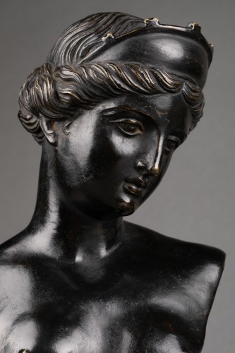 Paire de bustes travail Romain de la fin du XVIIIe siècle - Louis XVI