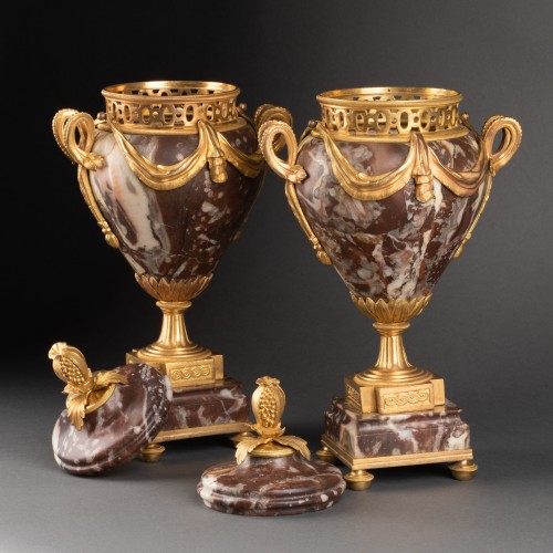 Louis XVI - Paire de vases marbre XVIIIe siècle
