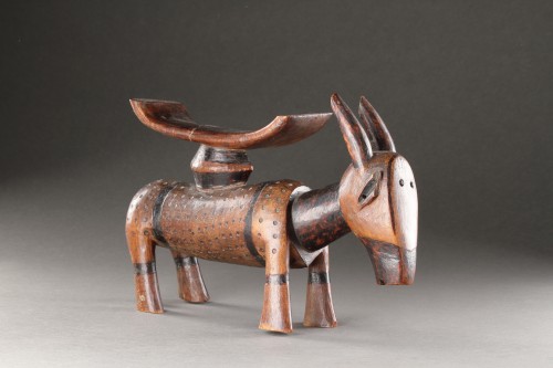 An Unusually Large and Fine Tsonga ‘Antelope’ Headrest  - Tribal Art Style 