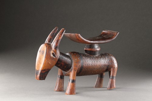 Tribal Art  - An Unusually Large and Fine Tsonga ‘Antelope’ Headrest 