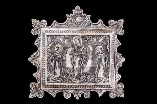 17th century - A Mother of Pearl Veneered Devotional Plaque 