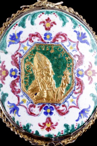 Pendentif en cristal de roche et émail monté en argent doré de Berlin  - Art sacré, objets religieux Style 