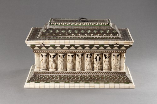 Important coffret de mariage en sarcophage - Renaissance