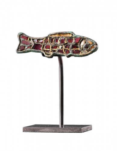 A Rare Merovingian Bronze Fish Brooch with Original Garnet and Gold ‘Appliq