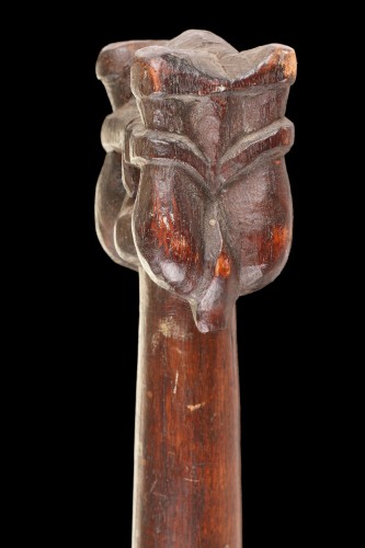 Antiquités - A Very Rare Long Maori Paddle ‘Hoe’ 