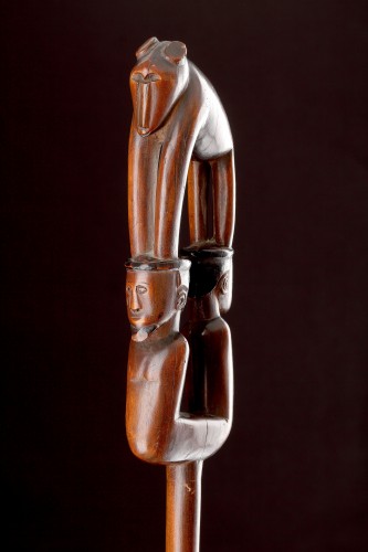 Antiquités - A Rare and Extremely Fine South African Tsonga Prestige Staff by the ‘Baboo