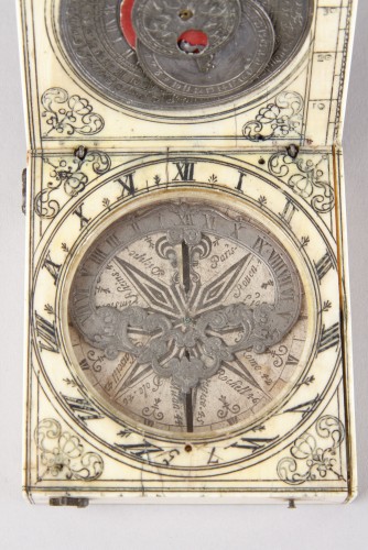 Bel exemple de cadran de poche magnétique de Dieppe de type « azimut » ou « blound » - Finch and Co