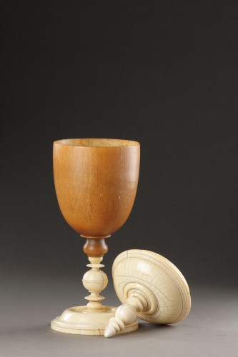 Objects of Vertu  - A Fine and Large Late Renaissance Turned Standing Cup and Cover on Knopped 