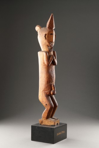 Antiquités - A Nias Standing Figure of a Male Figure