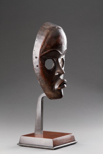  - A Dan Mask 