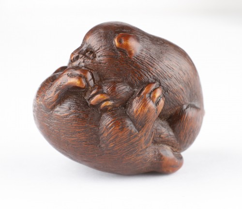 Antiquités - A Finely Carved Wood Netsuke of Two Puppy Dogs Playing 