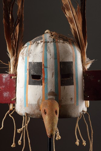 Masque de danse Kachina Hopi en forme de casque - 